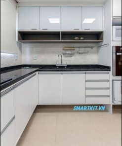 Tủ bếp gỗ Laminate thiết kế đơn giản